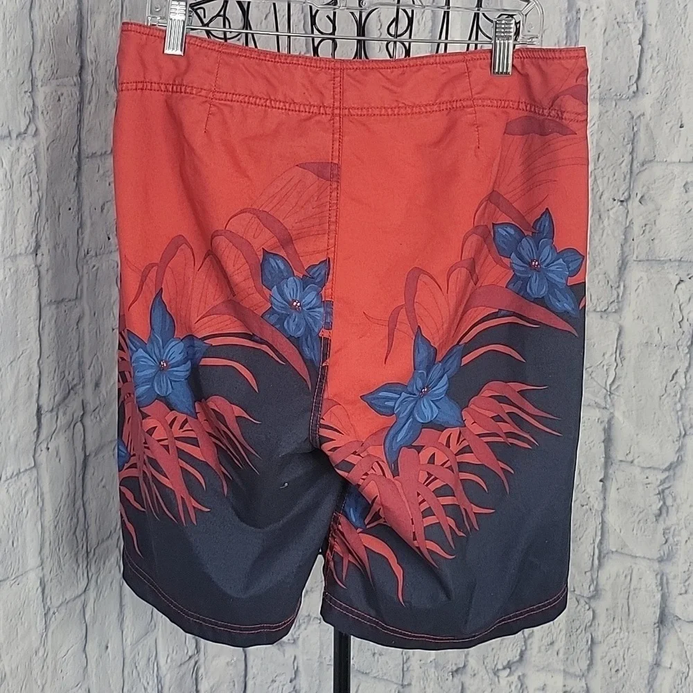 Nautica red blue